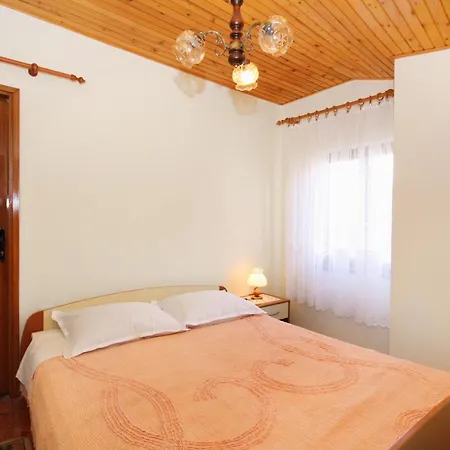 With Parking Space Jezera, Murter - 5093