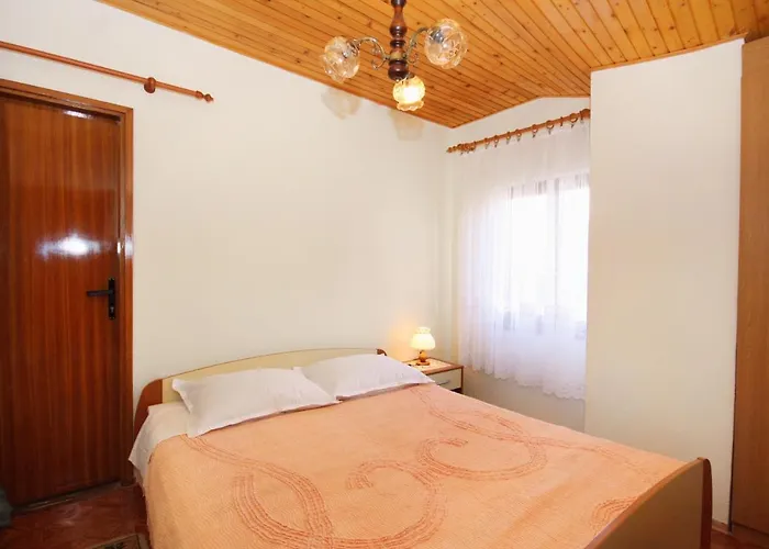 With Parking Space Jezera, Murter - 5093