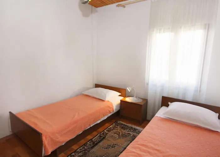 With Parking Space Jezera, Murter - 5093 Apartamento Jezera